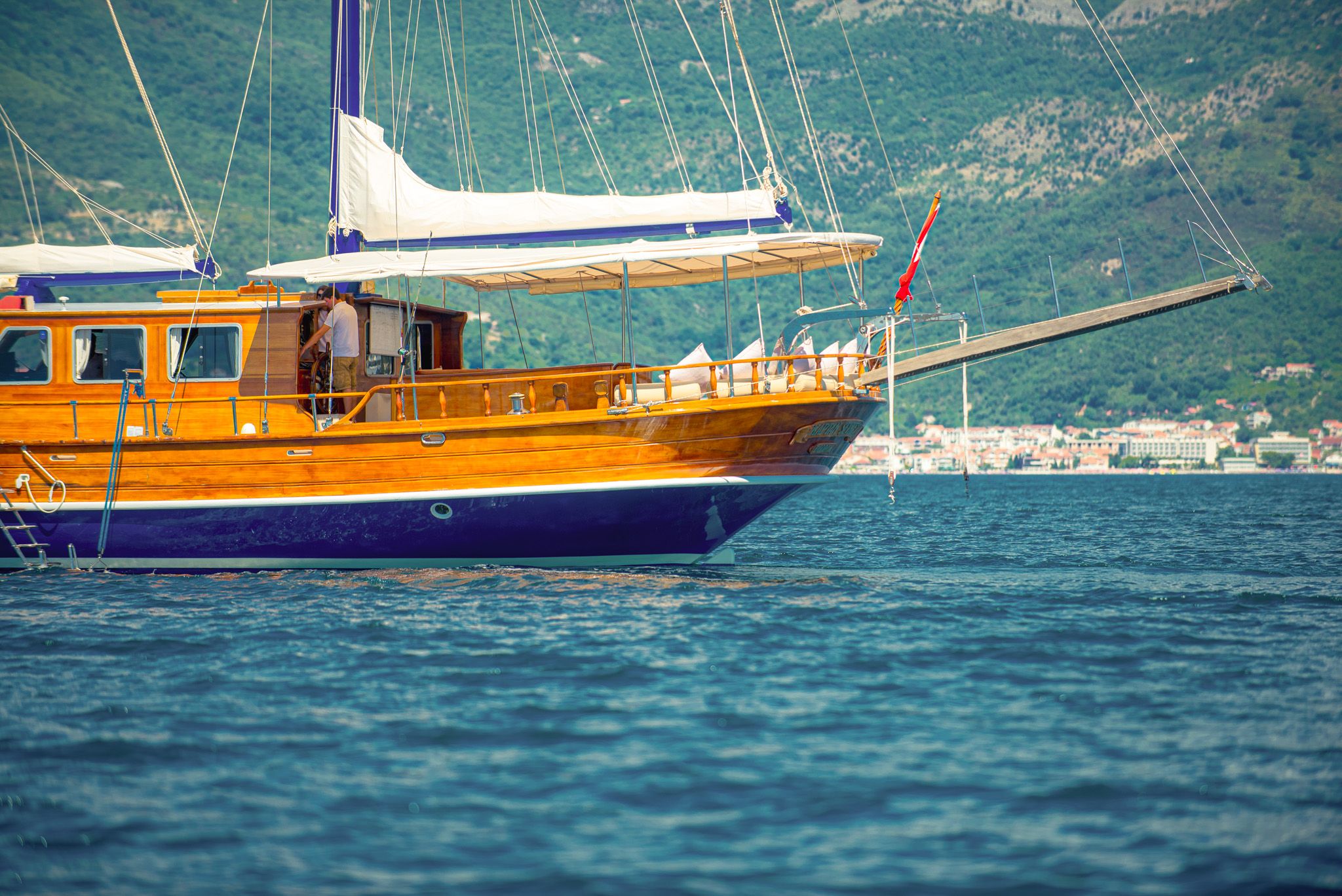 Yacht image 2