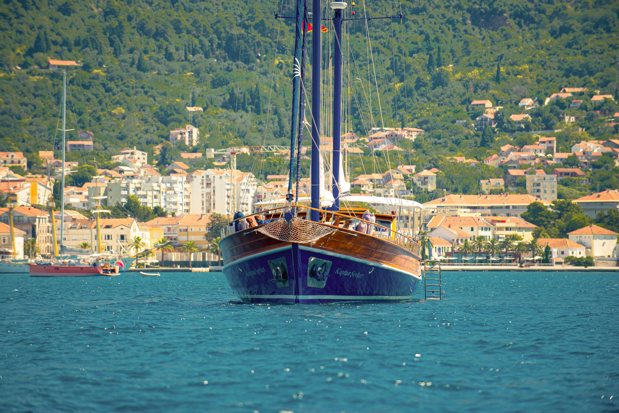 Yacht image 3