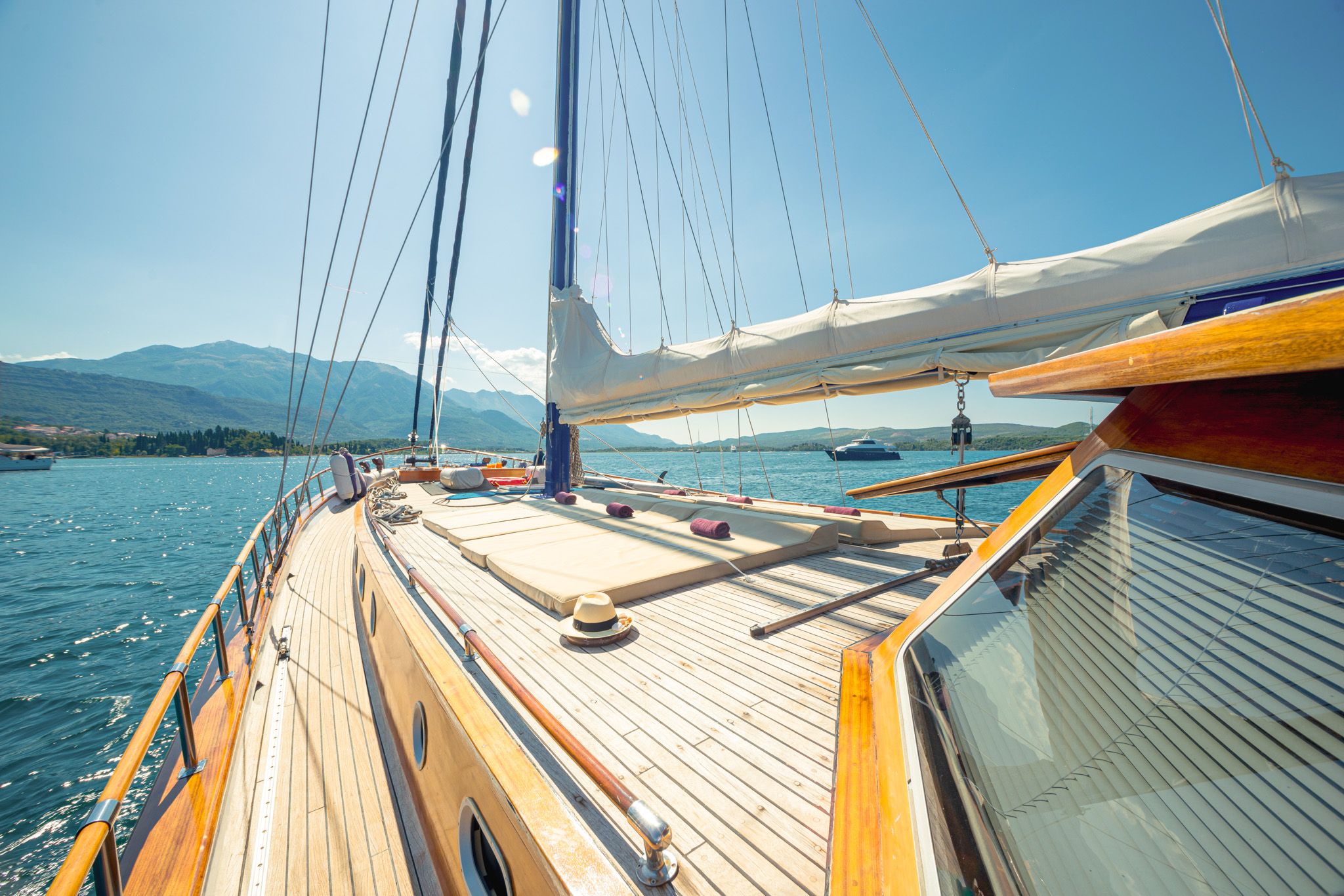 Yacht image 5