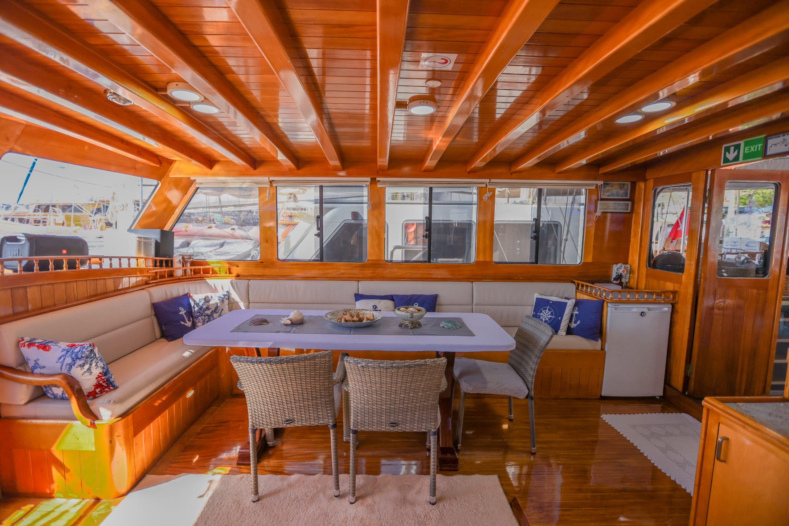 Yacht image 5